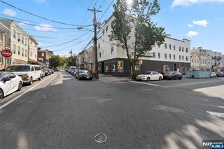 8 Pacific Street 303, Newark, NJ 07105