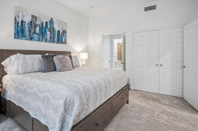 2305 Worthington Street 134, Dallas, TX 75204