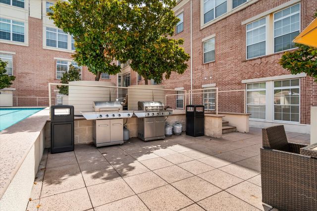 2305 Worthington Street 134, Dallas, TX 75204
