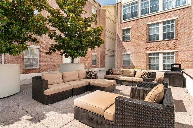 2305 Worthington Street 134, Dallas, TX 75204