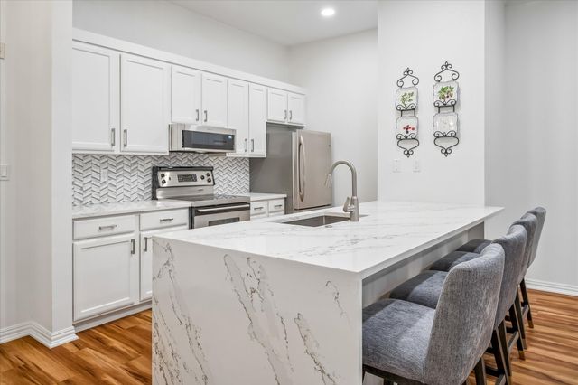 2305 Worthington Street 134, Dallas, TX 75204