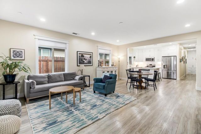 555 A St, Lincoln, CA 95648