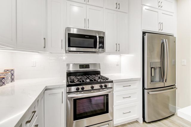 555 A St, Lincoln, CA 95648