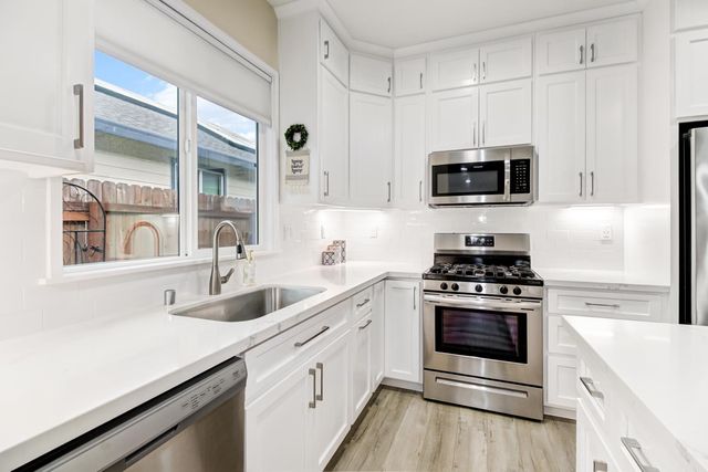 555 A St, Lincoln, CA 95648