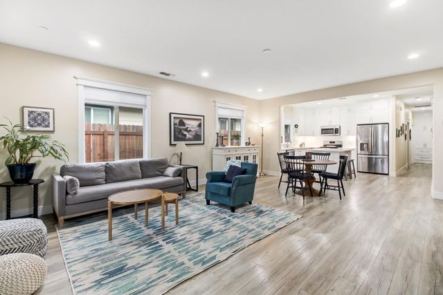 555 A St, Lincoln, CA 95648