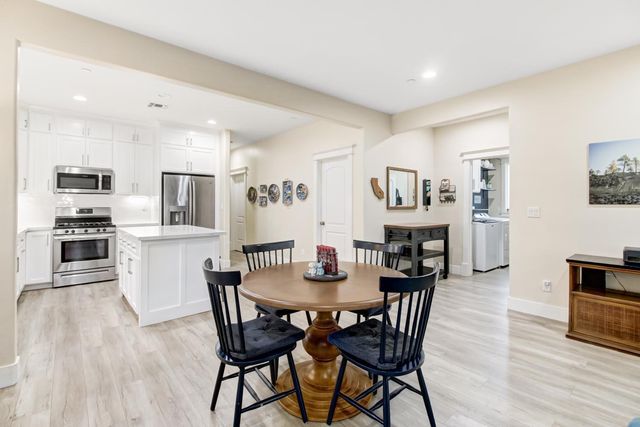 555 A St, Lincoln, CA 95648