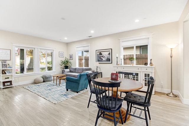 555 A St, Lincoln, CA 95648