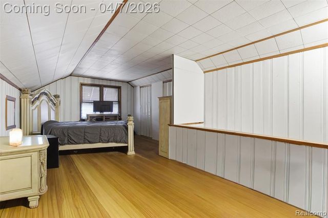 16754 Lola Drive, Redford, MI 48240