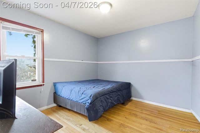 16754 Lola Drive, Redford, MI 48240