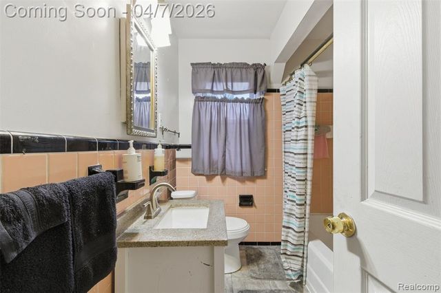 16754 Lola Drive, Redford, MI 48240