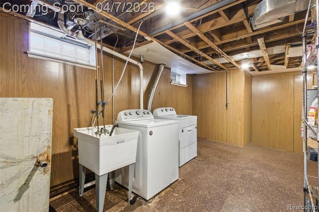 16754 Lola Drive, Redford, MI 48240