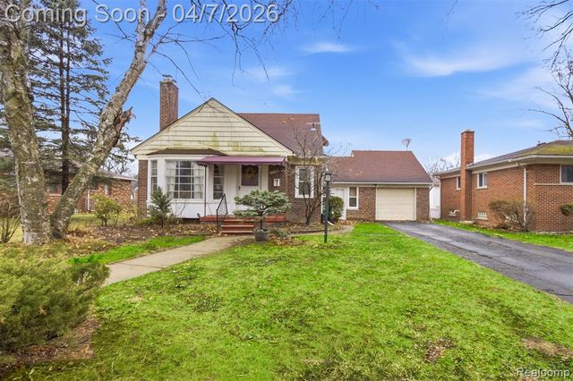 16754 Lola Drive, Redford, MI 48240