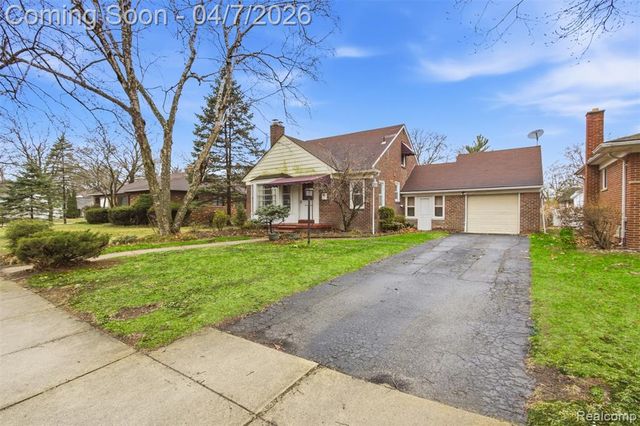 16754 Lola Drive, Redford, MI 48240