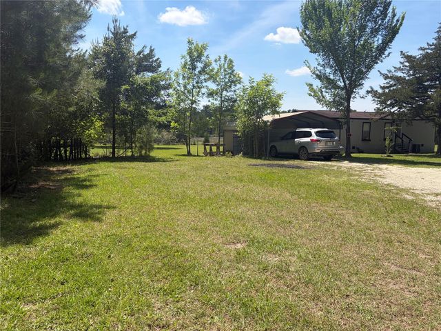 585 Hunter Road, Livingston, TX 77351