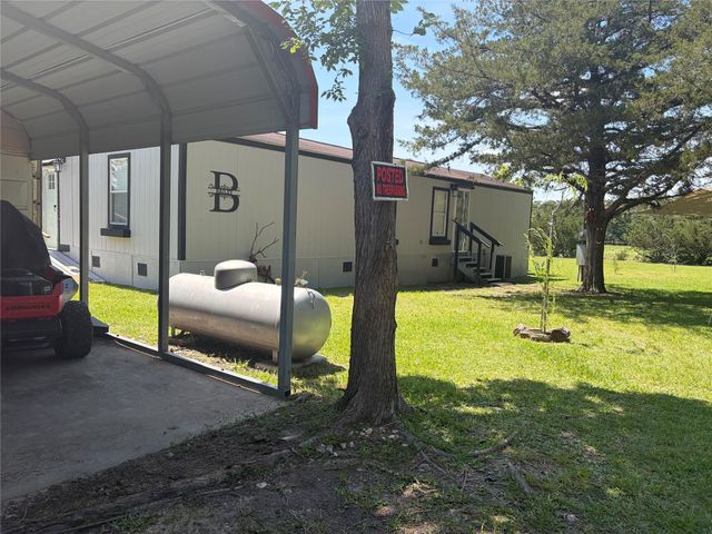 585 Hunter Road, Livingston, TX 77351