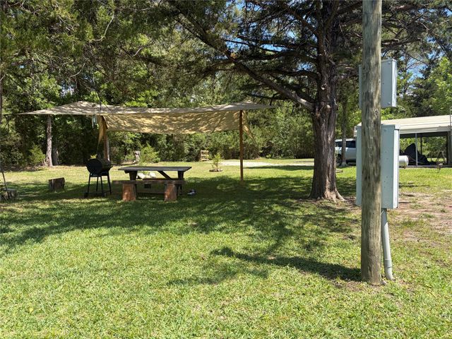 585 Hunter Road, Livingston, TX 77351