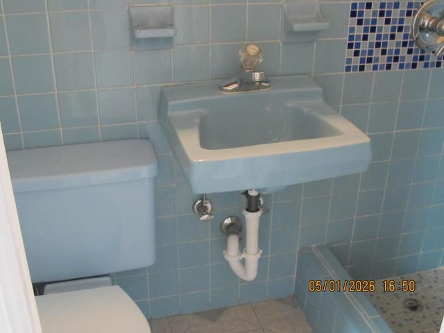 2828 SW 2nd Street, Miami, FL 33135