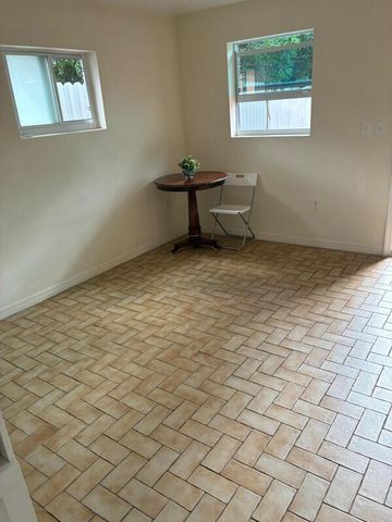 2828 SW 2nd Street, Miami, FL 33135