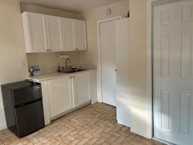 2828 SW 2nd Street, Miami, FL 33135