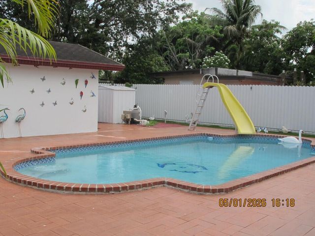 2828 SW 2nd Street, Miami, FL 33135
