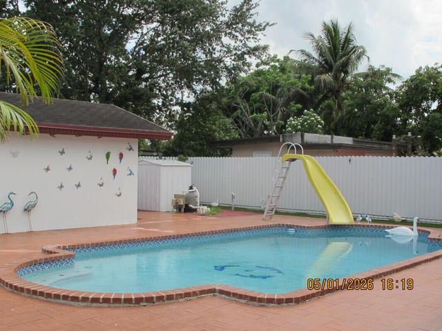 2828 SW 2nd Street, Miami, FL 33135