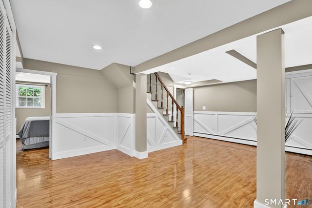 8 Virginia Lane, Simsbury, CT 06070