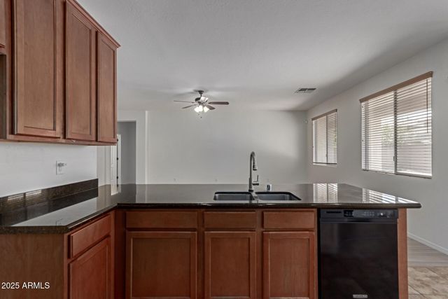 7205 W ELLIS Street, Laveen, AZ 85339