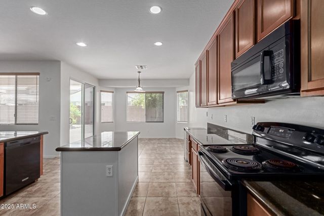 7205 W ELLIS Street, Laveen, AZ 85339