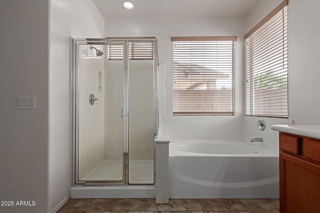 7205 W ELLIS Street, Laveen, AZ 85339