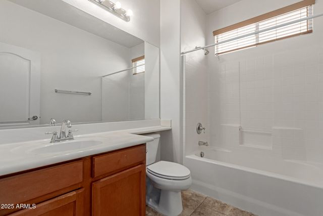 7205 W ELLIS Street, Laveen, AZ 85339