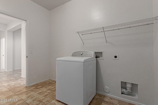 7205 W ELLIS Street, Laveen, AZ 85339