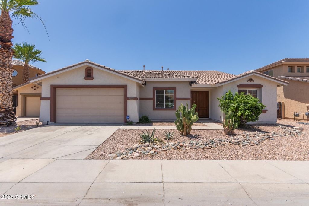 7205 W ELLIS Street, Laveen, AZ 85339