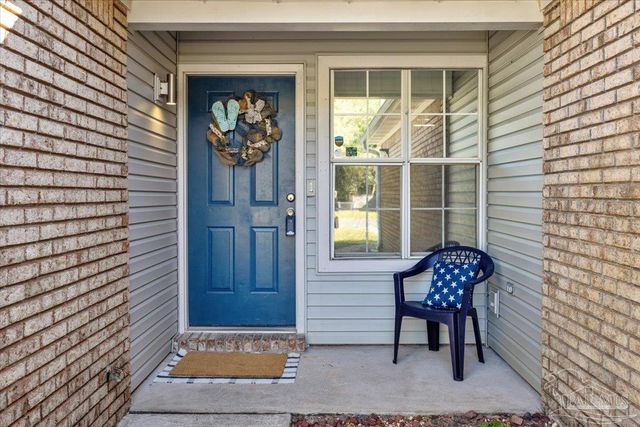 479 Cascabellas St, Mary Esther, FL 32569