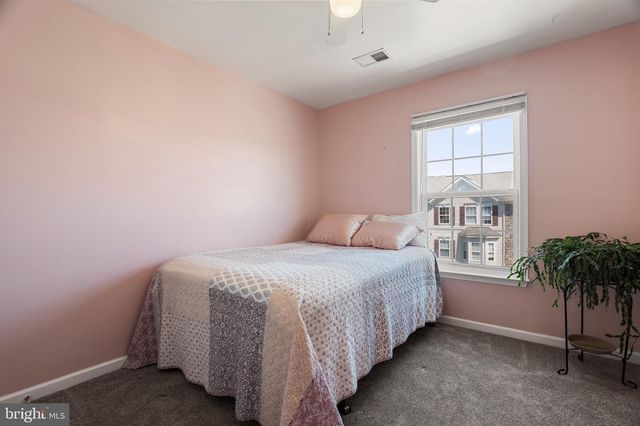 101 ELDON DR, Charles Town, WV 25414