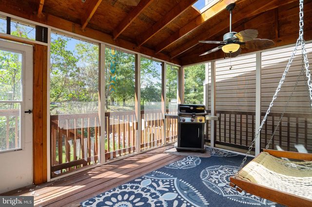 101 ELDON DR, Charles Town, WV 25414