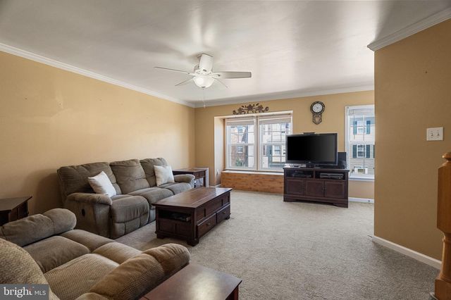 101 ELDON DR, Charles Town, WV 25414