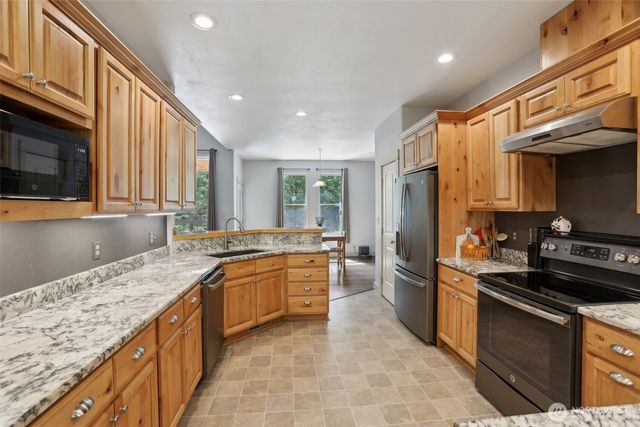 230 Riley Court, Toutle, WA 98649