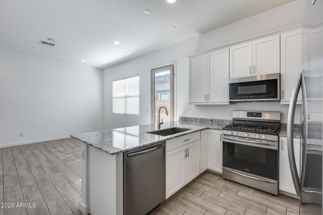 32736 N 22ND Drive, Phoenix, AZ 85085