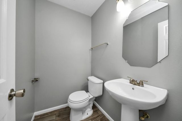 4805 E Columbary Drive, Rosenberg, TX 77471