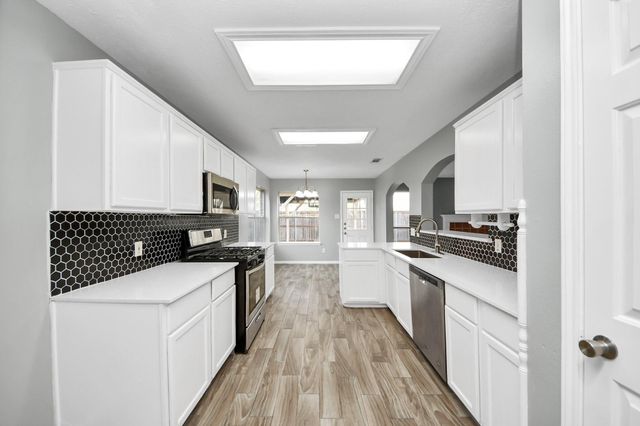 4805 E Columbary Drive, Rosenberg, TX 77471