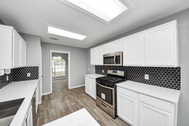 4805 E Columbary Drive, Rosenberg, TX 77471