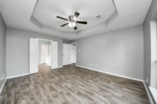 4805 E Columbary Drive, Rosenberg, TX 77471