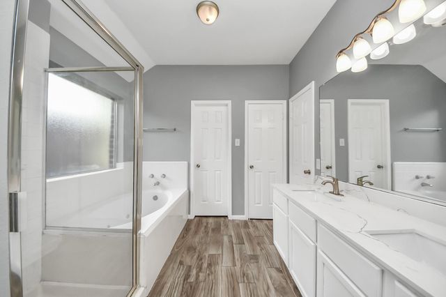 4805 E Columbary Drive, Rosenberg, TX 77471