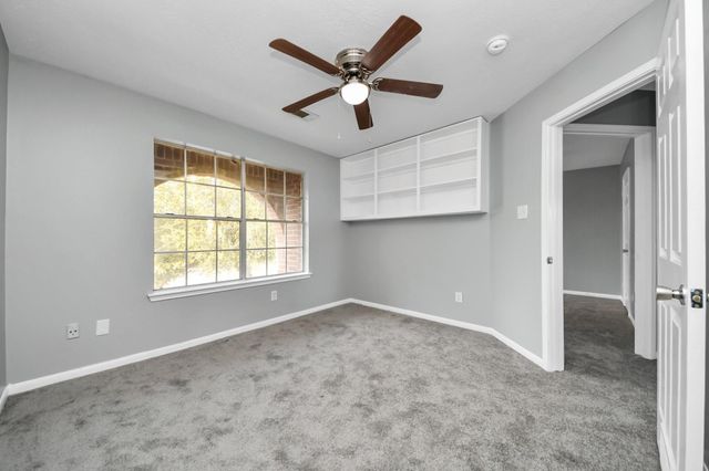 4805 E Columbary Drive, Rosenberg, TX 77471