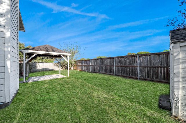 4805 E Columbary Drive, Rosenberg, TX 77471