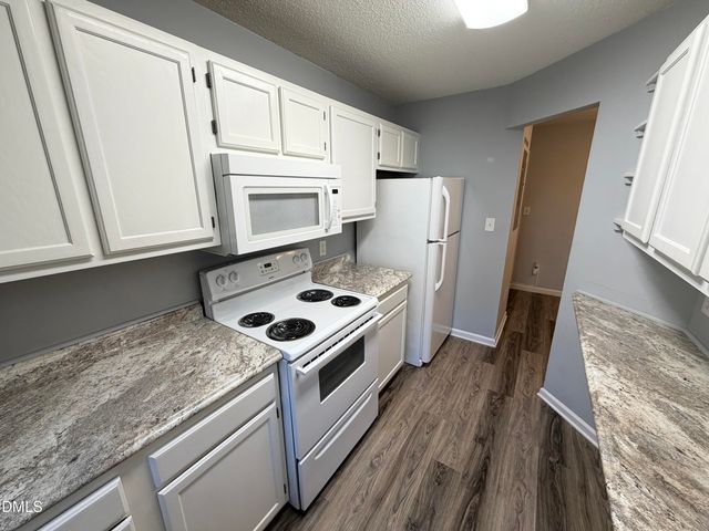 600 Audubon Lake Drive 6b22, Durham, NC 27713