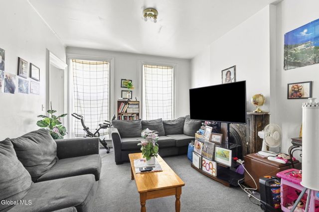 2632 5th Avenue, Troy, NY 12180