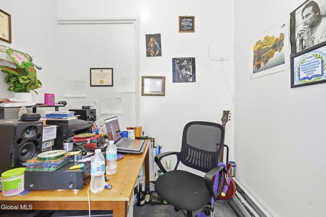 2632 5th Avenue, Troy, NY 12180