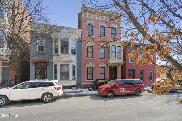 2632 5th Avenue, Troy, NY 12180