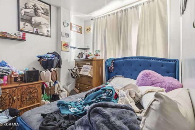 2632 5th Avenue, Troy, NY 12180